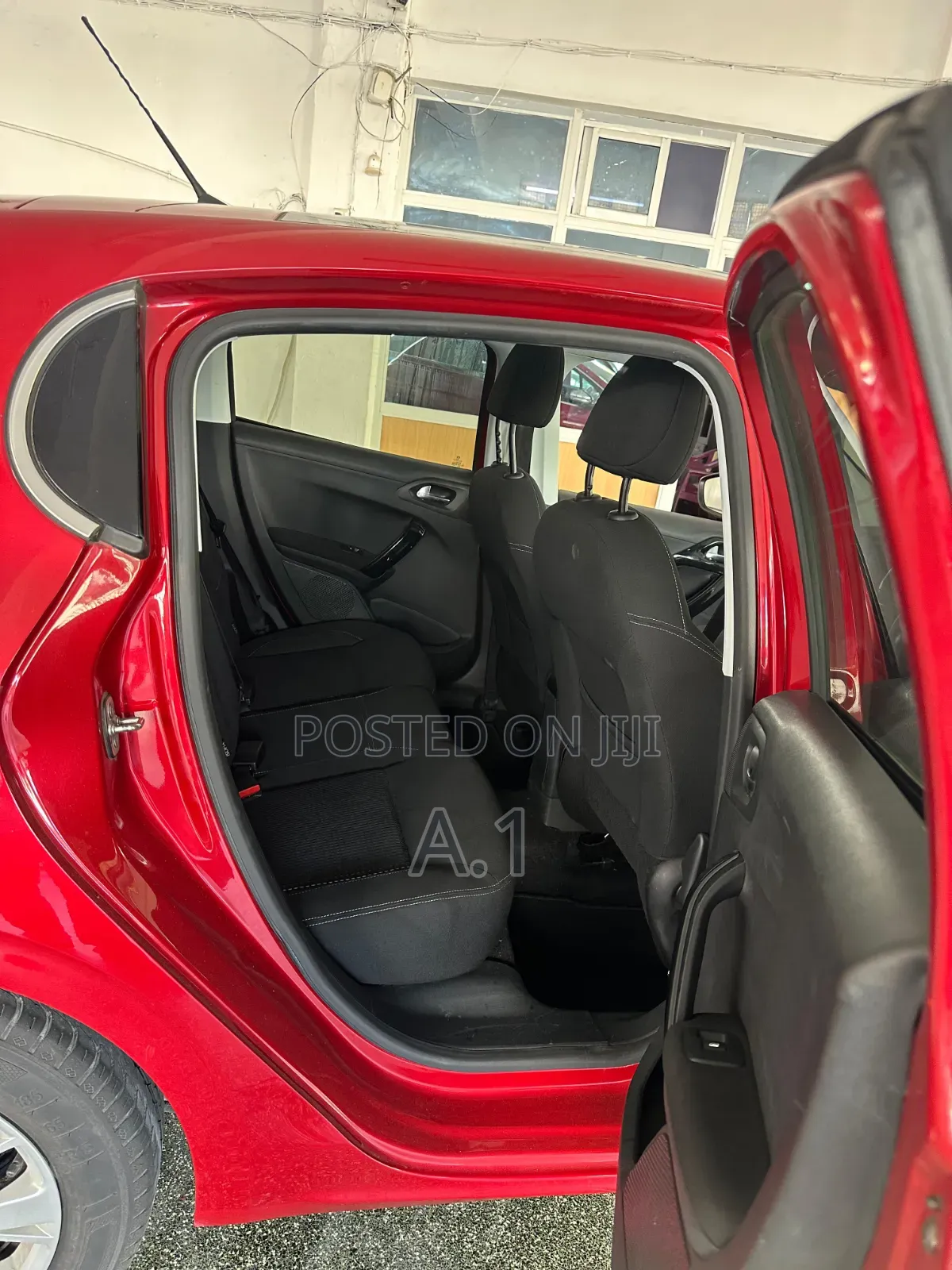 Peugeot 208 2019 Red