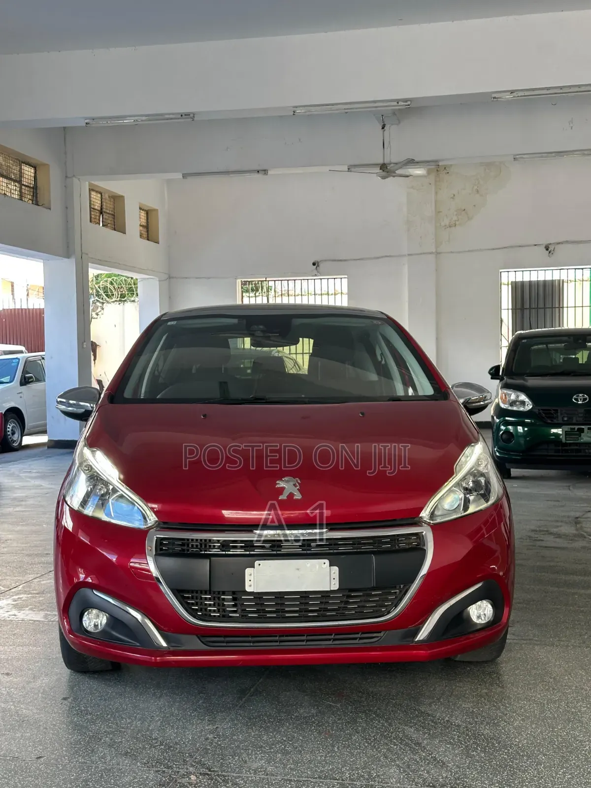Peugeot 208 2019 Red