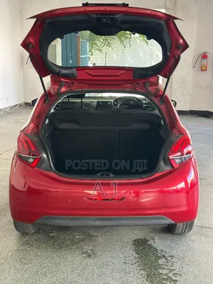 Peugeot 208 2019 Red