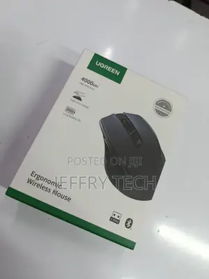 Ugreen Mu006 Ergonomic Wireless Mouse Dual via 2.4ghz and Bluetooyh