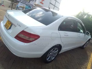 Mercedes-Benz C200 2011 White