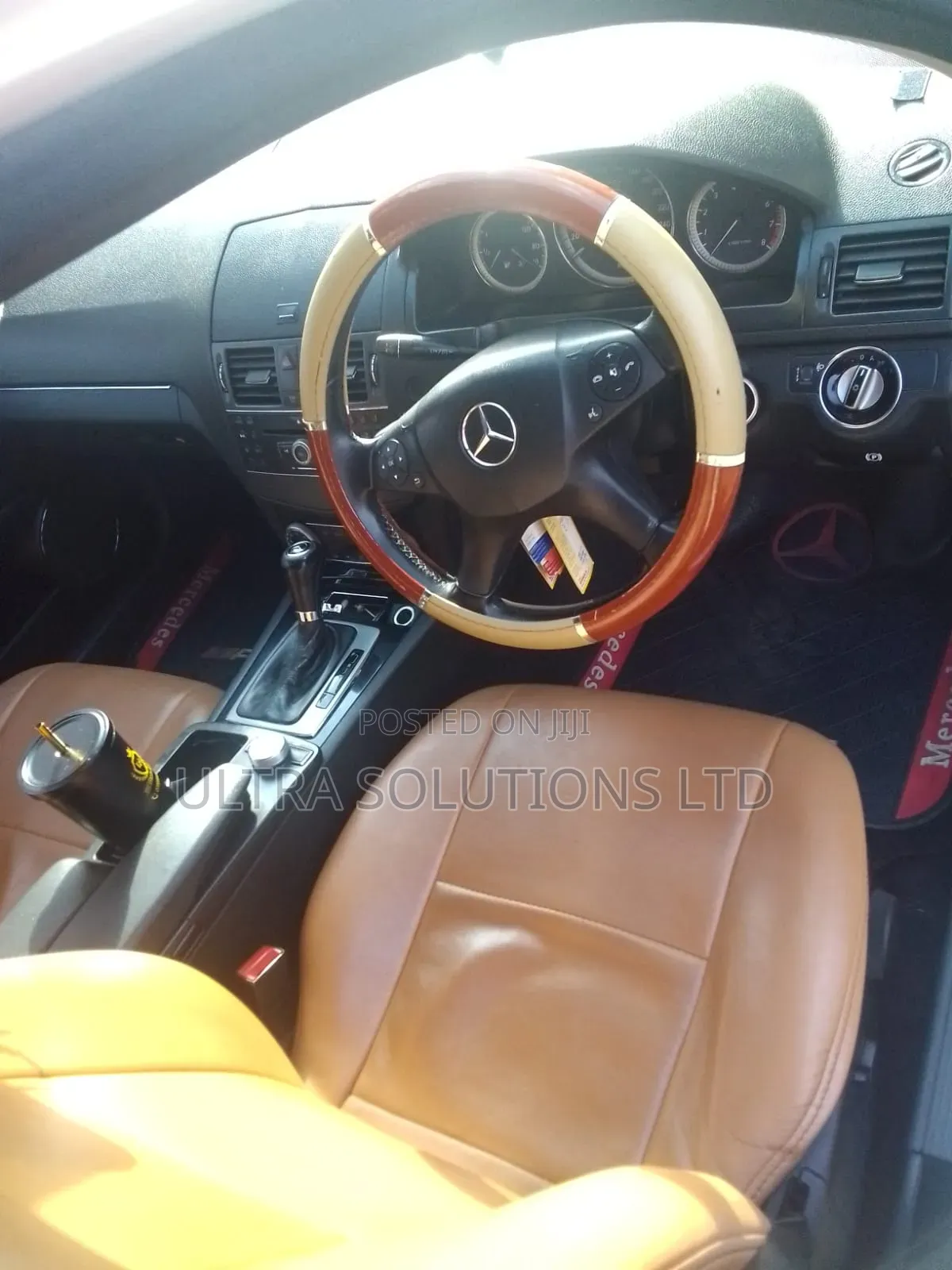 Mercedes-Benz C200 2011 White