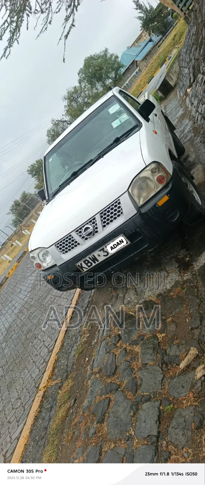 Nissan NP300 2013 White