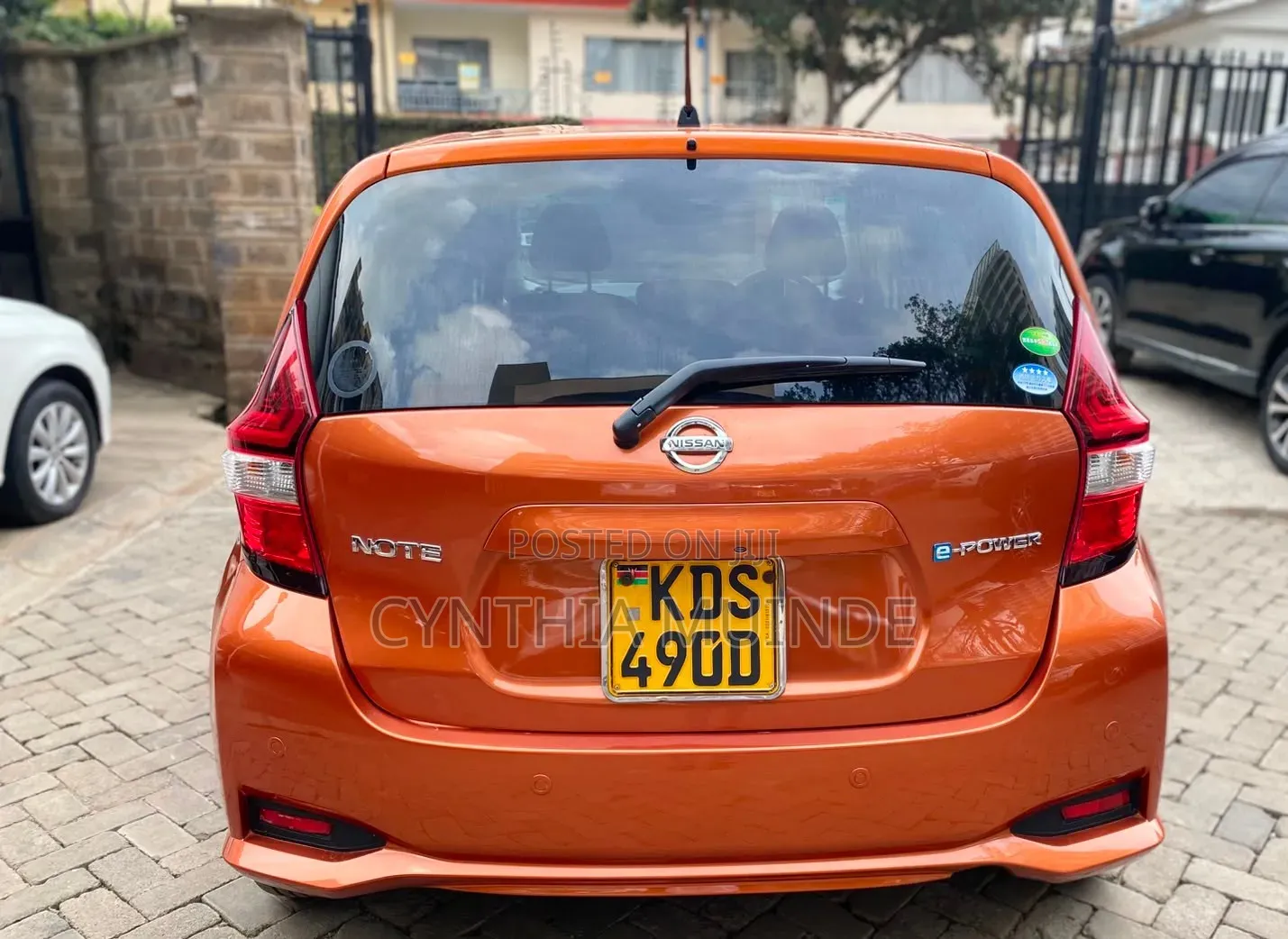 Nissan Note 2018 Orange