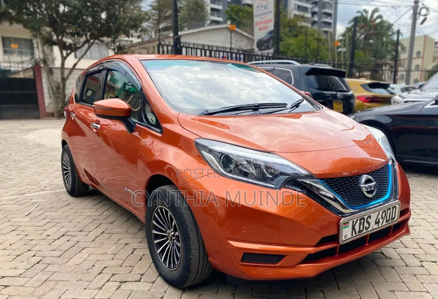 Nissan Note 2018 Orange