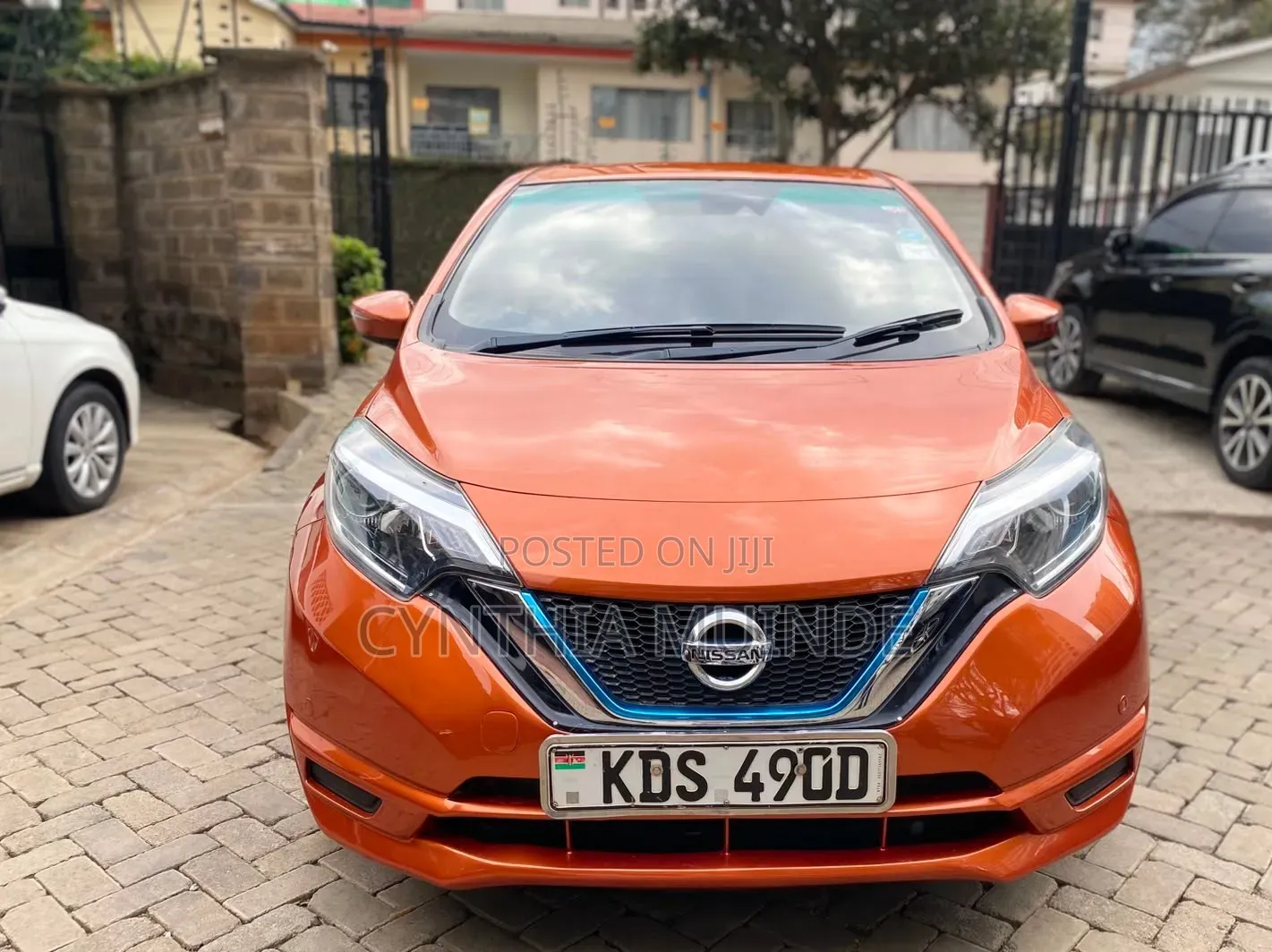 Nissan Note 2018 Orange