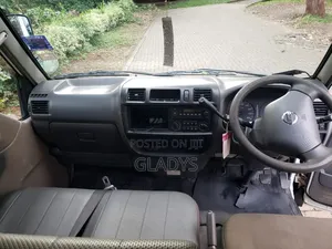 Nissan Vanette 2006 White