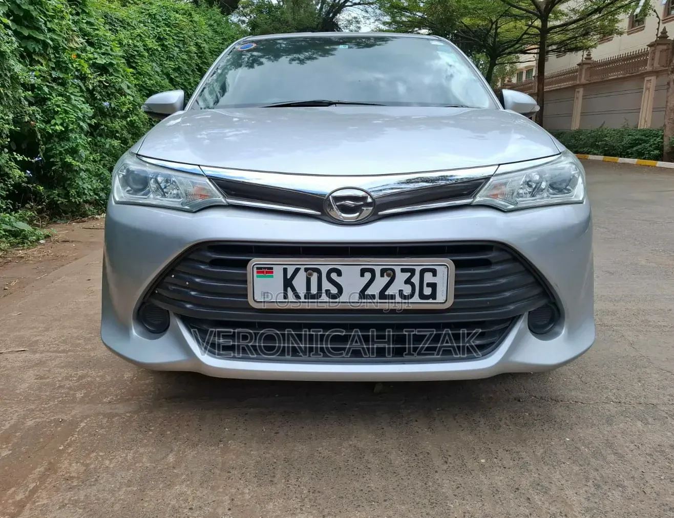 Toyota Corolla Fielder 2017 Silver