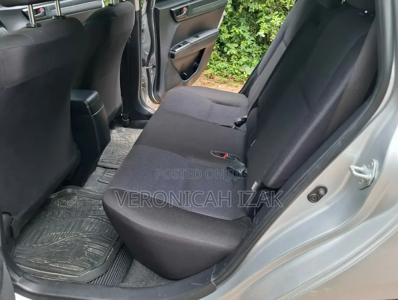 Toyota Corolla Fielder 2017 Silver