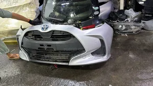Toyota Vitz-Yaris 2020 Nosecut