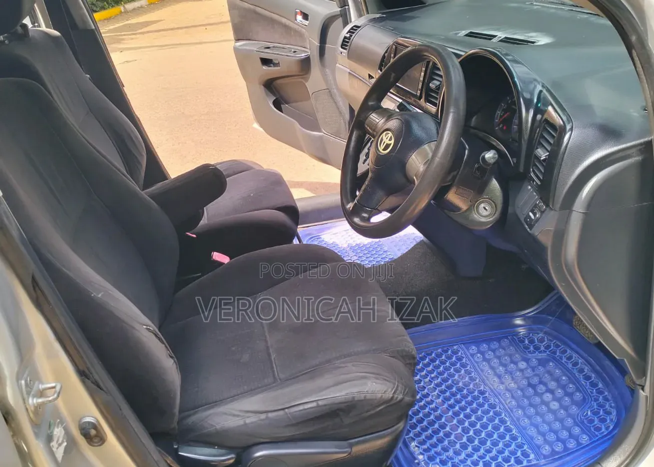 Toyota Wish 2008 Silver
