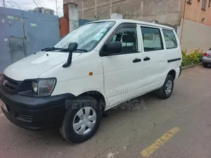 Toyota TownAce 2006 Off white