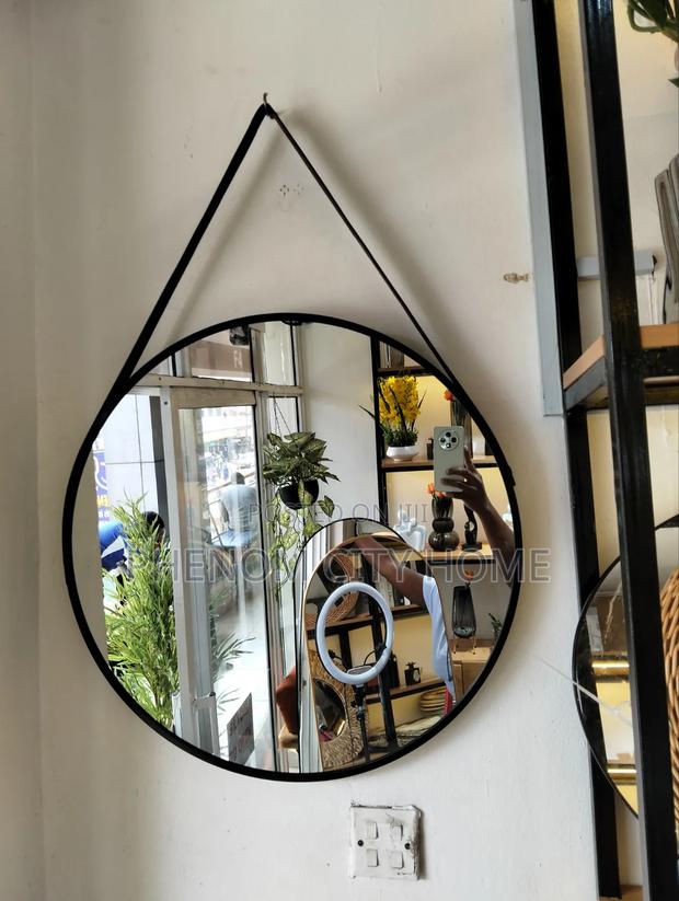 Minimalist Nordic Round Decor Mirror - thumbnail 4