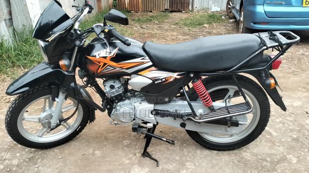 TVS HLX Plus ES 2023 Black - main view