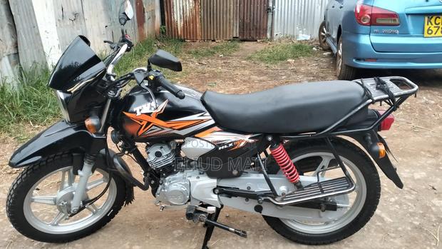 TVS HLX Plus ES 2023 Black - thumbnail 5