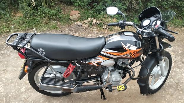 TVS HLX Plus ES 2023 Black - thumbnail 6