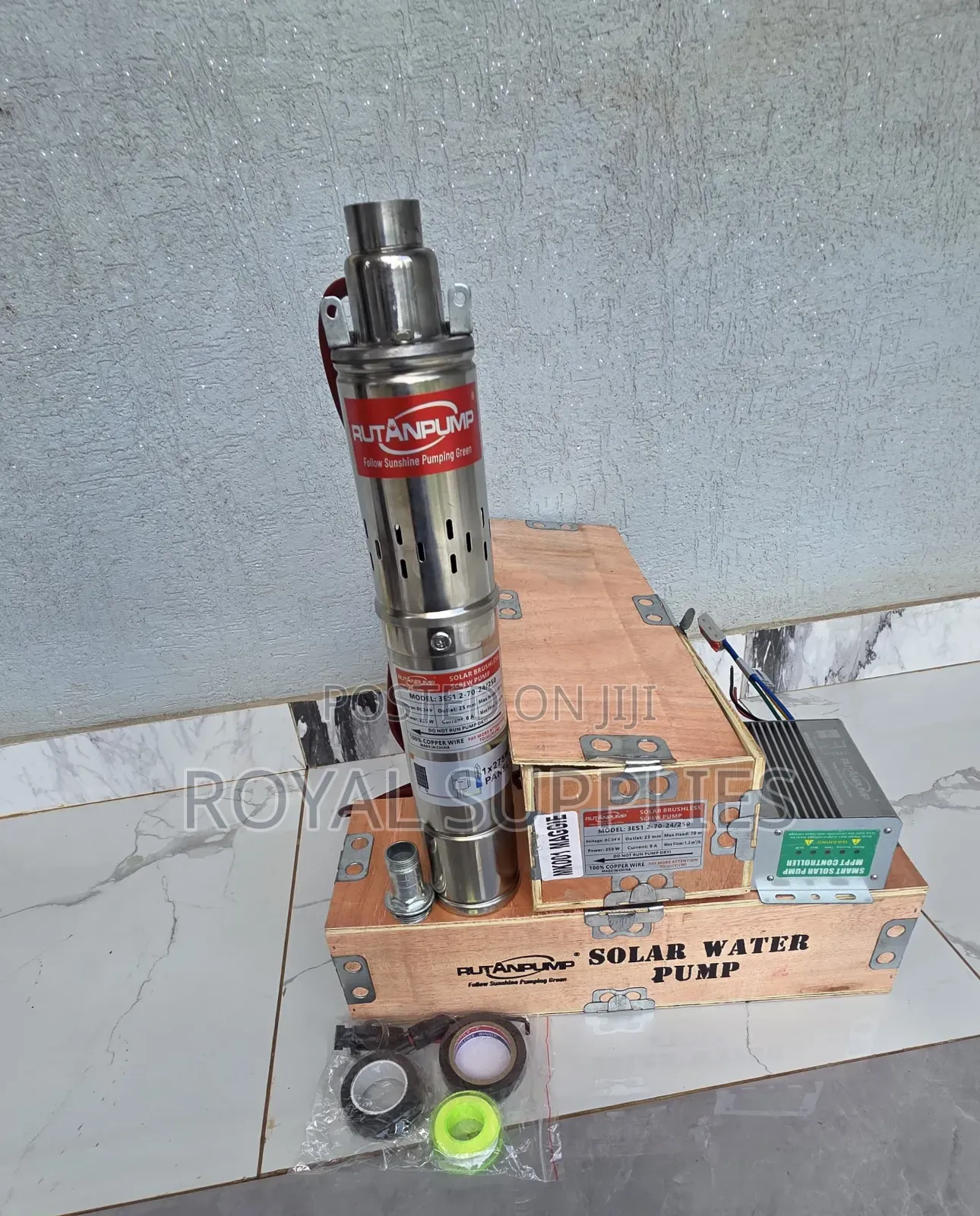 Rutan Brushless 70m 250w Solar Submersible Pump With Controller