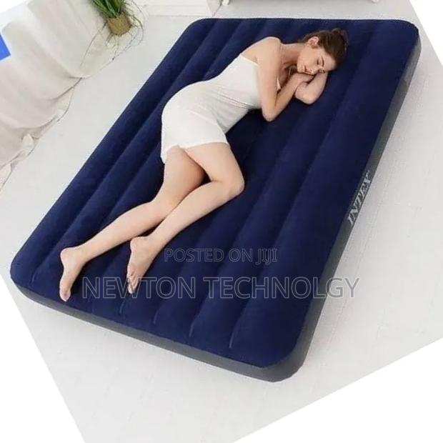 Intex Inflatable Mattress With Free Electric Pump 2.5*6 - thumbnail 2