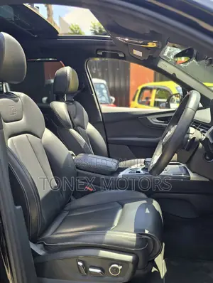 Audi Q7 2019 Black