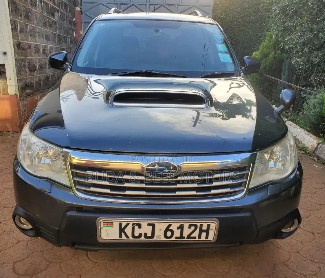 Subaru Forester 2010 Black