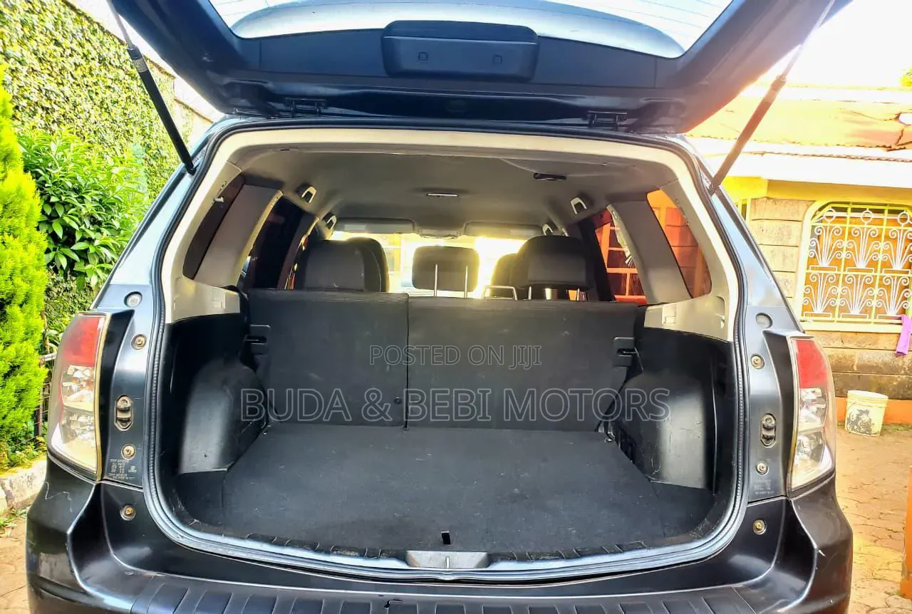 Subaru Forester 2010 Black