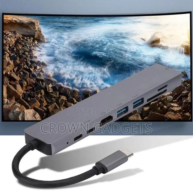 8 in 1 Type-C Hub With Hdmi Rj45 Usb Docking Station