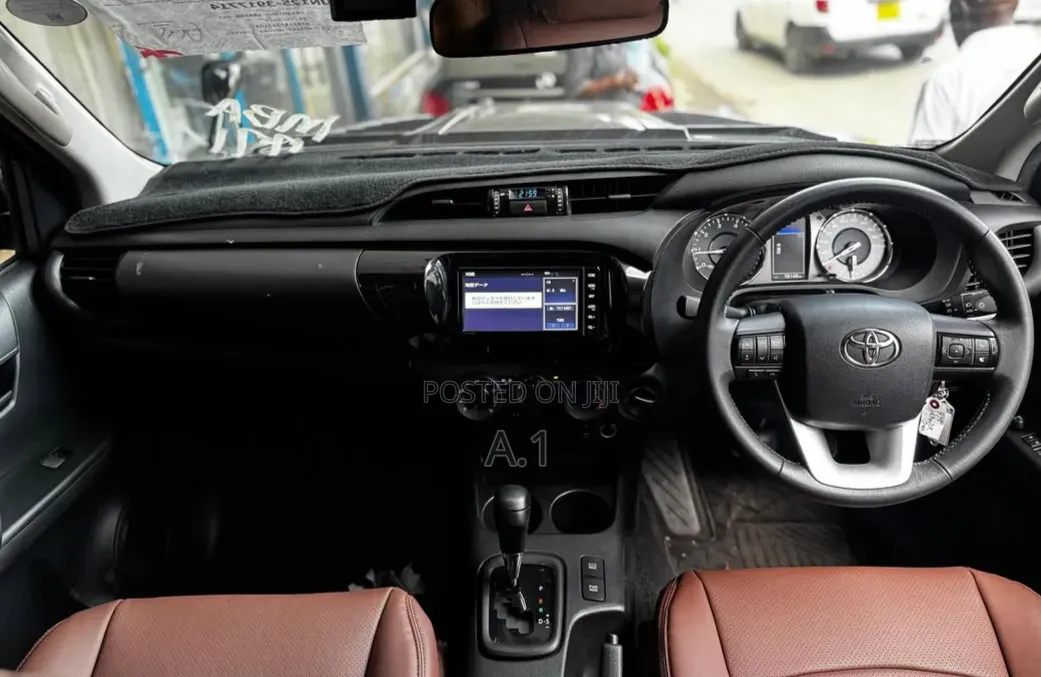 Toyota Hilux Revo Double Cab Deisel 2.4 AWD 2019 Black