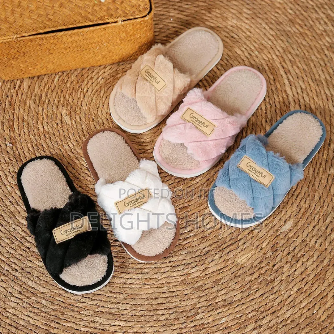 Toe Fluffy Slippers_st