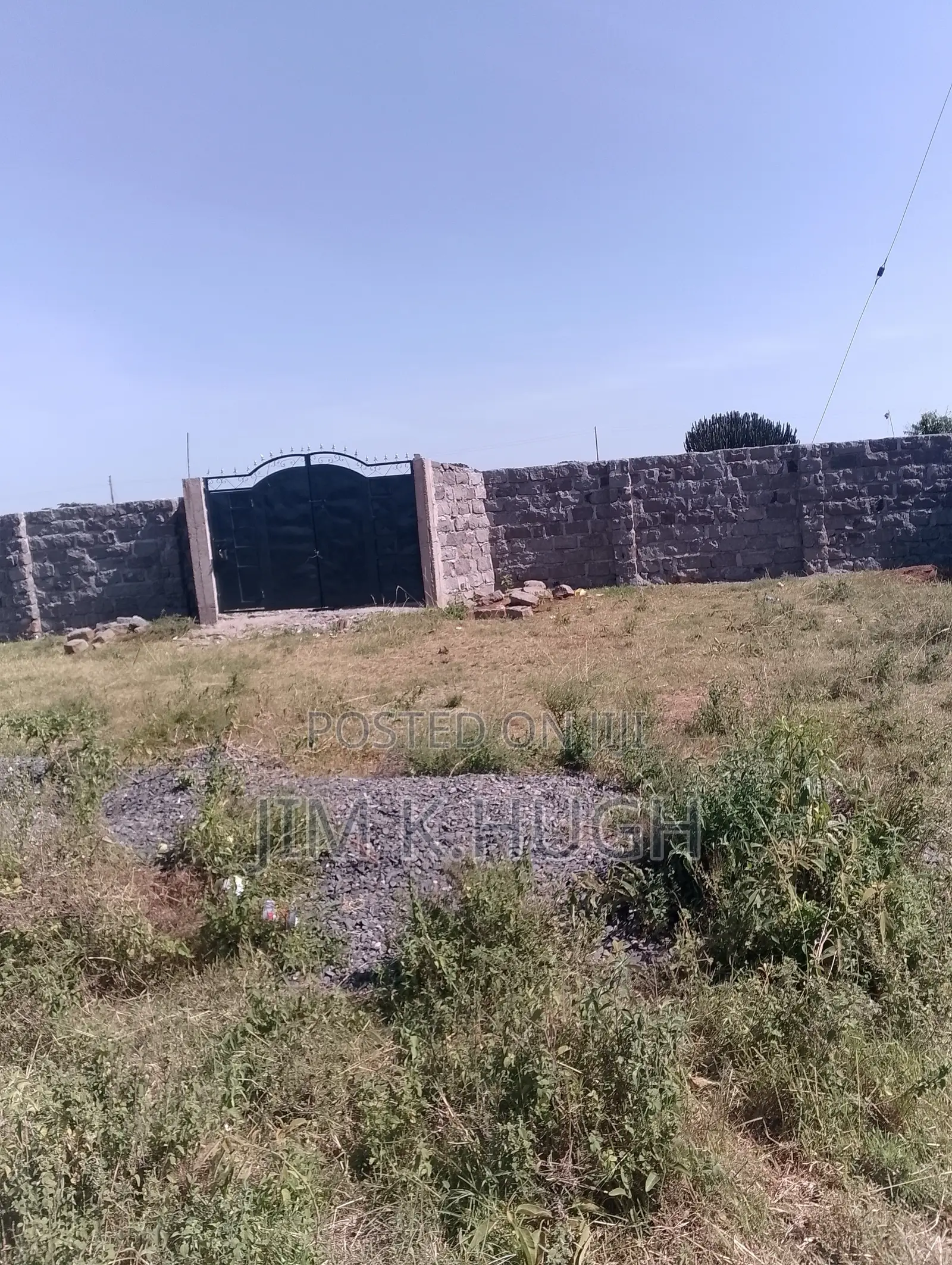 1/8 Plot Kiserian Riverside