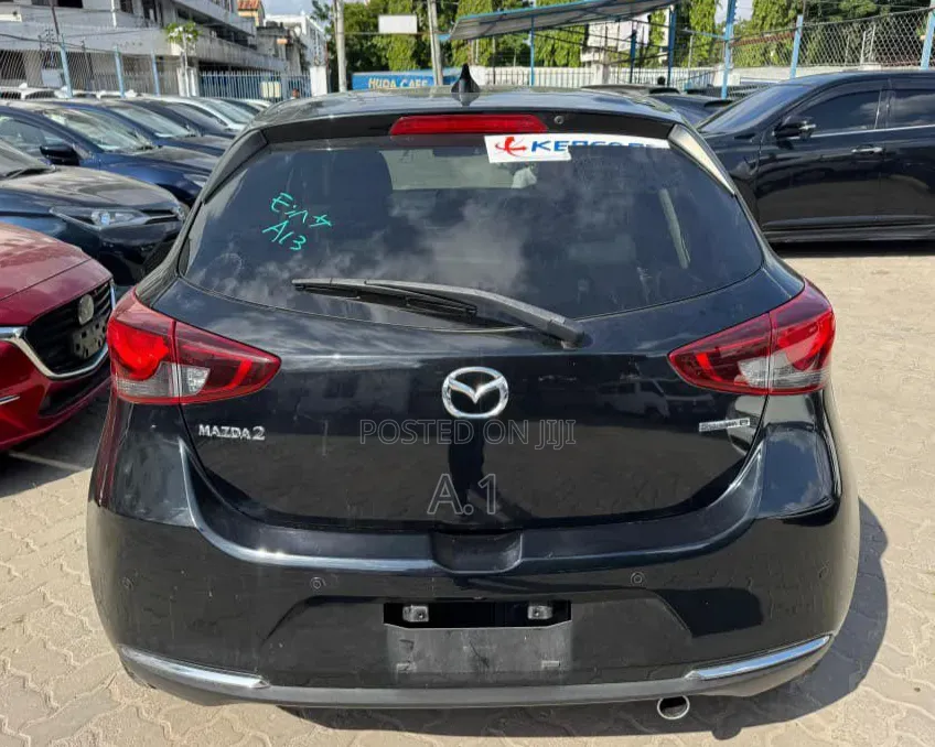 Mazda 2 2019 Black