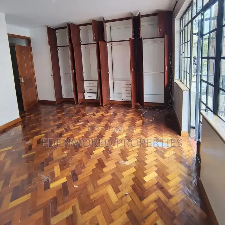 3bdrm Apartment in Valley Arcade for rent