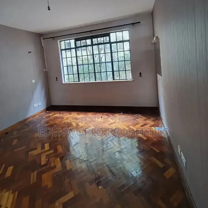3bdrm Apartment in Valley Arcade for rent