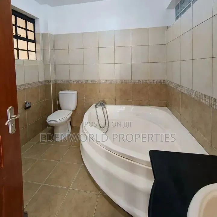 3bdrm Apartment in Valley Arcade for rent