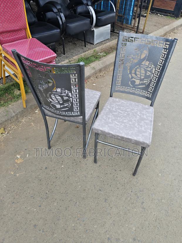 Restaurant Low Design Backrest Seats