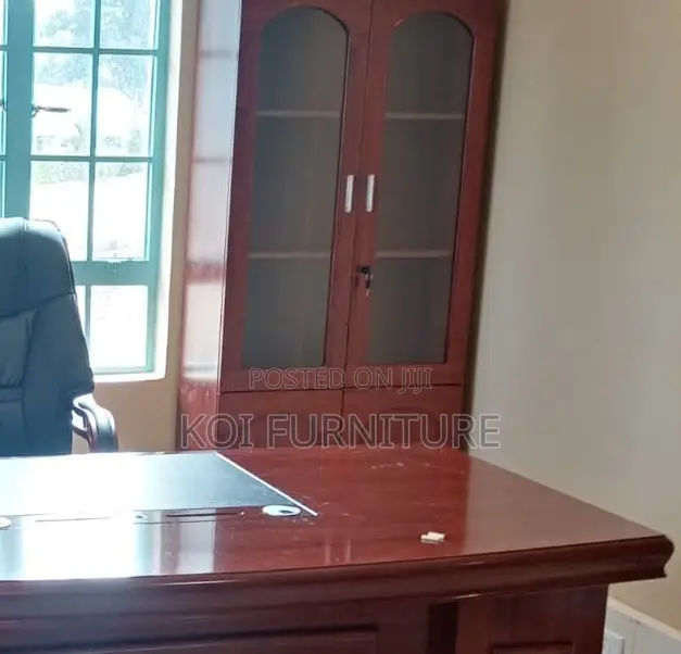 Office Desk; 2 Meters Executive Office Managers Desk