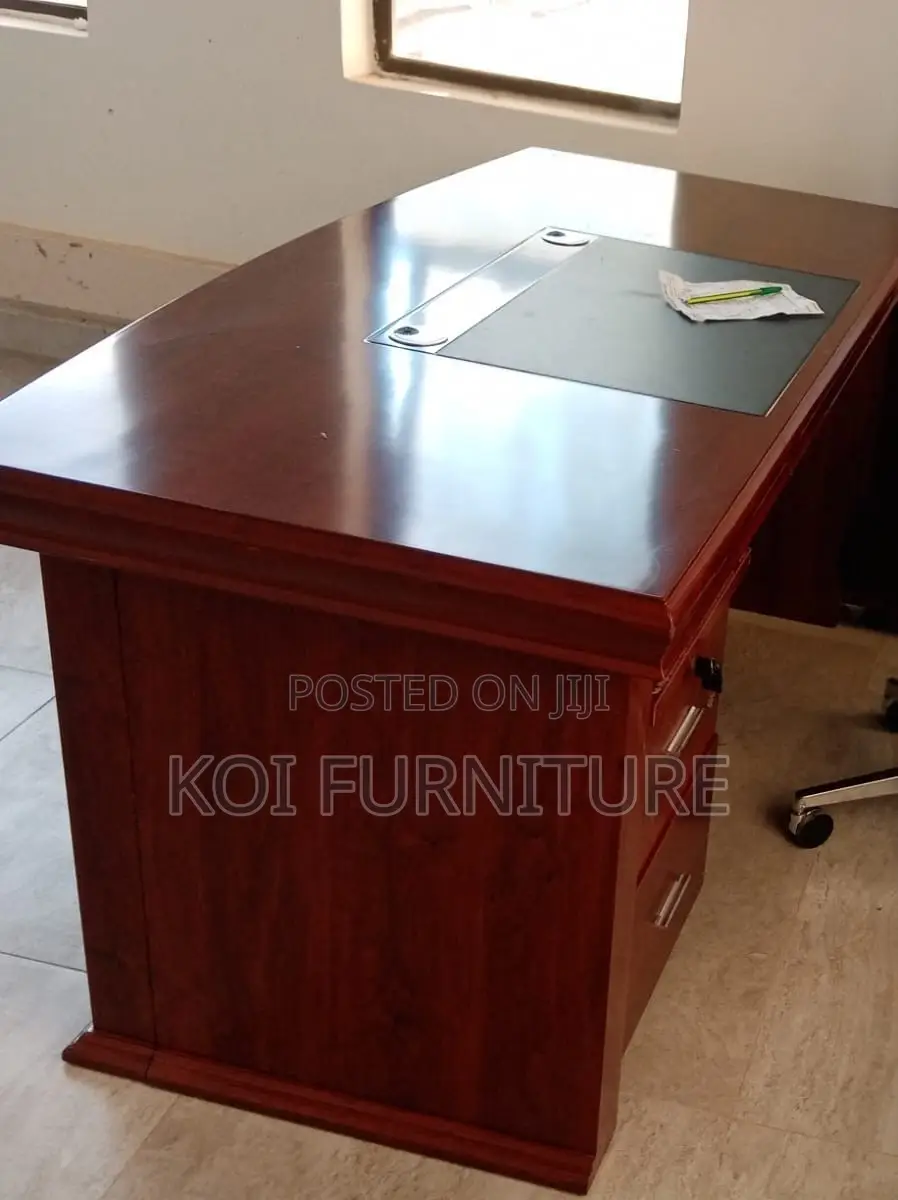 Office Desk; 2 Meters Executive Office Managers Desk