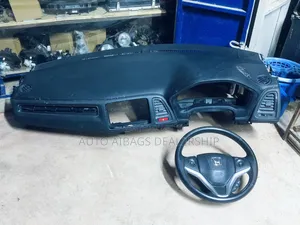 Honda Vezel Dashboard and Stearing Wheel Complete.