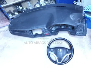 Honda Vezel Dashboard and Stearing Wheel Complete.