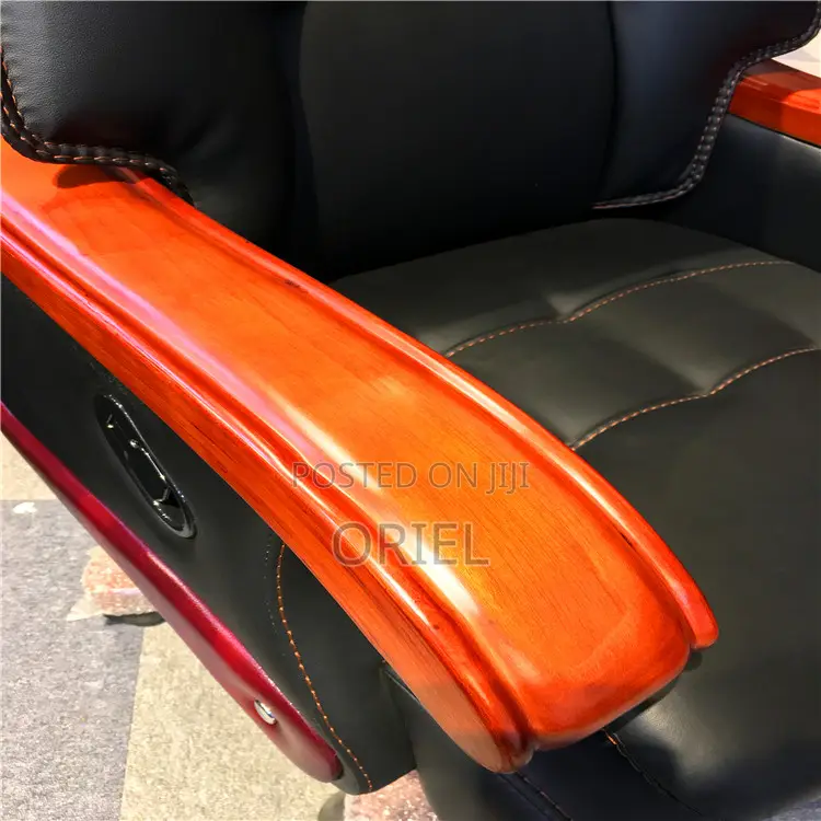 Office Chair : Black High-Back Leather Executive Office Chair