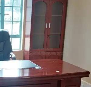 Office Desk; 1.8 Meters Mahogany Executive Bosses Desks
