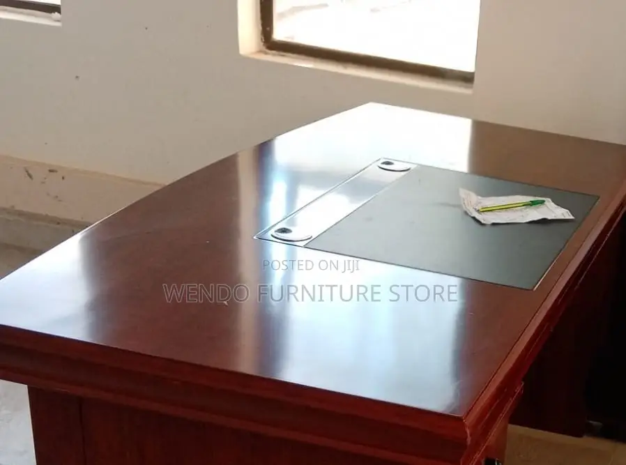 Office Desk; 1.8 Meters Mahogany Executive Bosses Desks