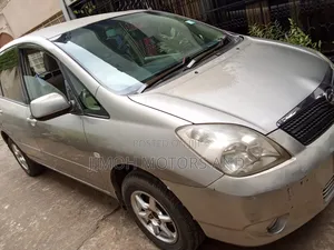 Toyota Corolla Spacio 2003 Gold