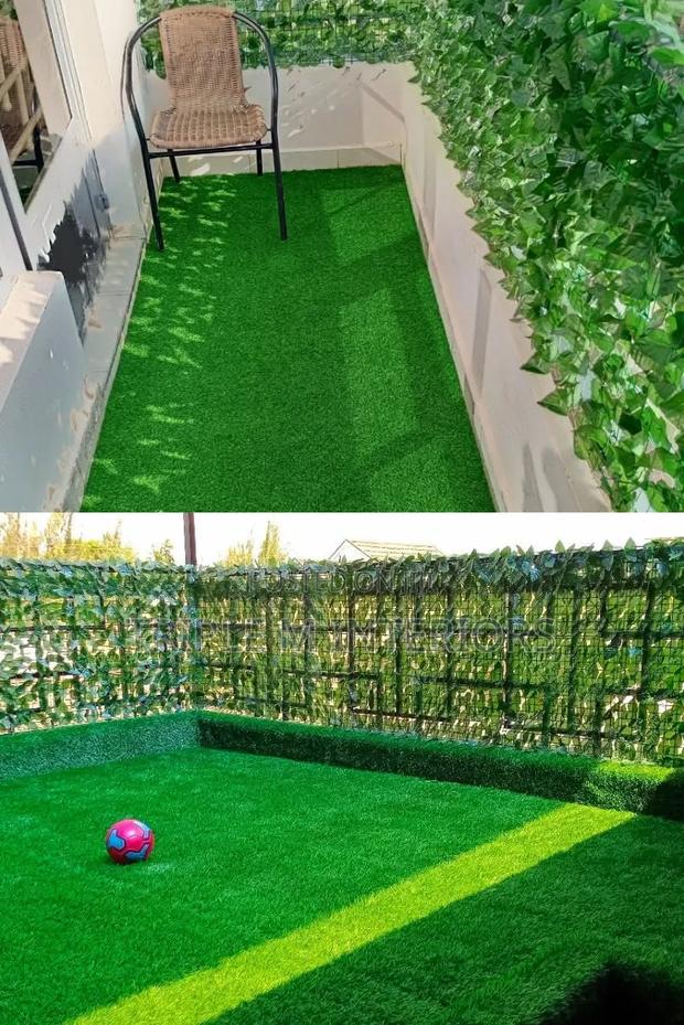 Lattice-Style Portable Privacy Plant Panel - main view