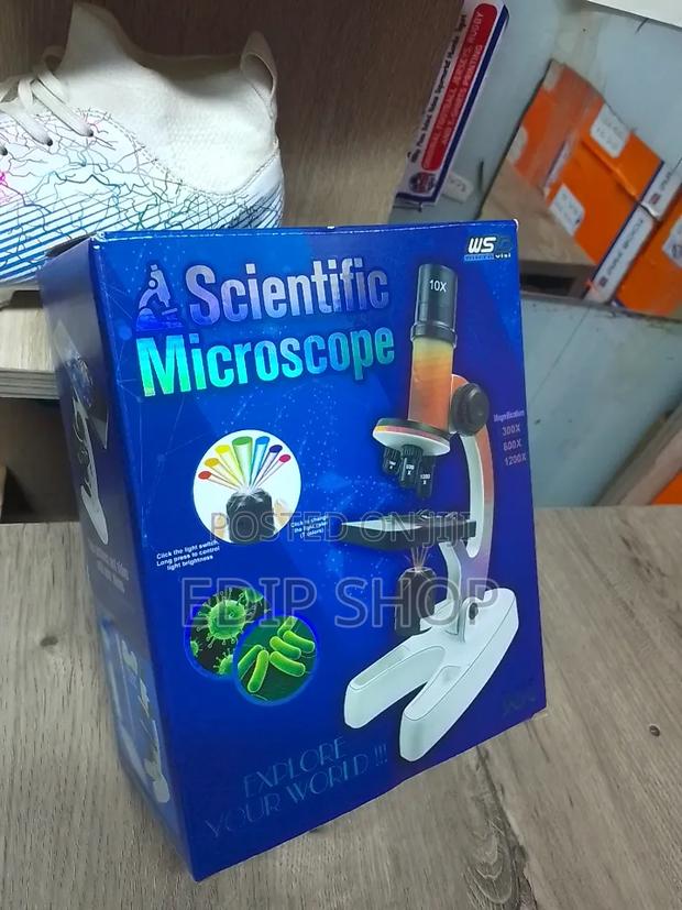 Scientific CBC Microscope. - thumbnail 2