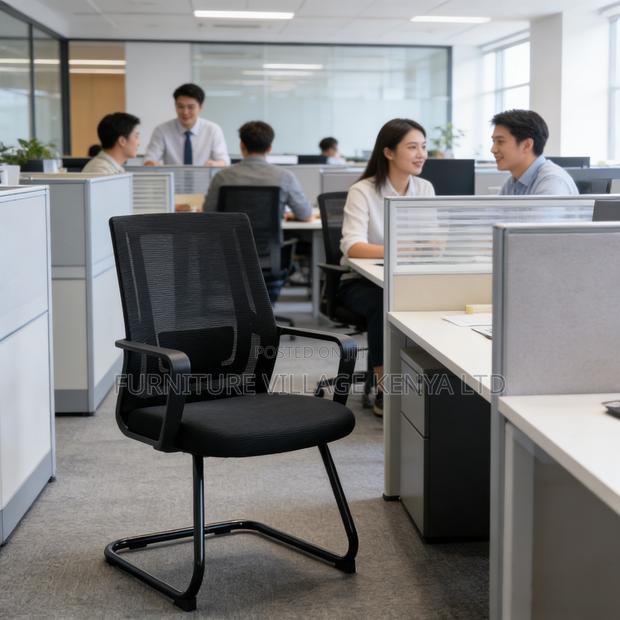 Office Mesh Conference Chair. - thumbnail 7