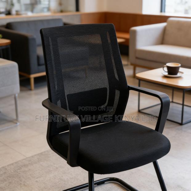 Office Mesh Conference Chair. - thumbnail 8