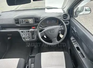 Daihatsu Mira 2019 Off white