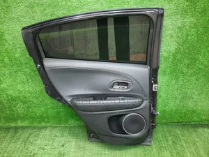 Honda Vezel 2017/2018 Doors