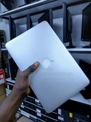 Laptop Apple MacBook Air 8GB Intel Core i5 SSD 128GB