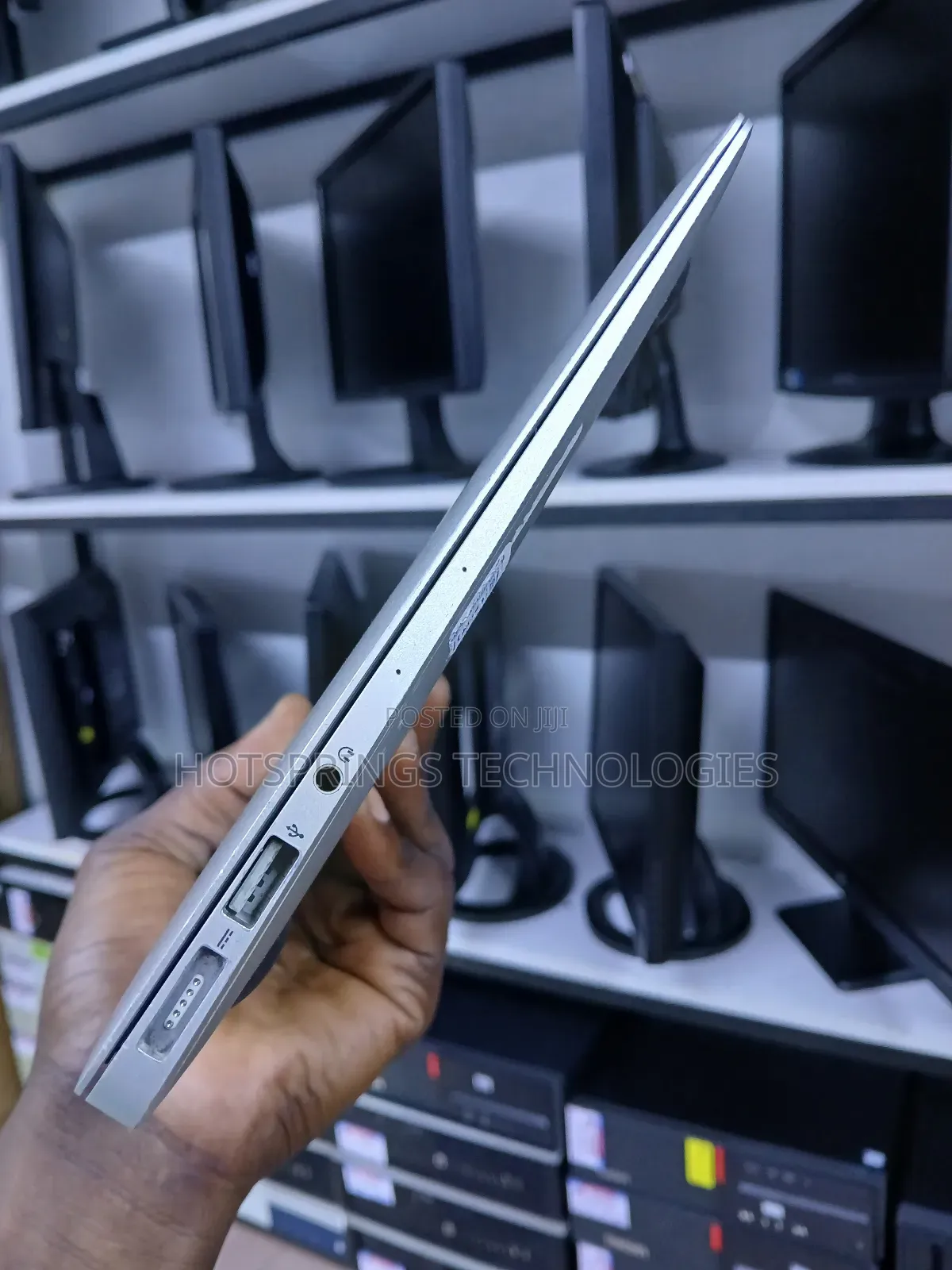 Laptop Apple MacBook Air 8GB Intel Core i5 SSD 128GB